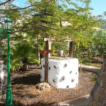 In Guest - Casa El Cardon B1